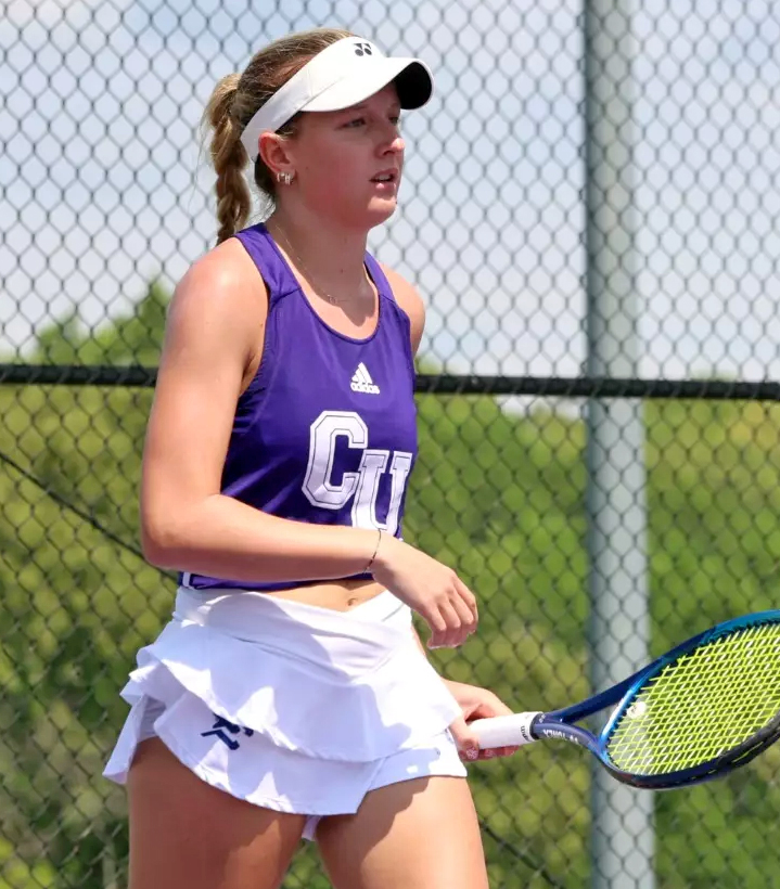 Laurel Maynor competing in college tennis